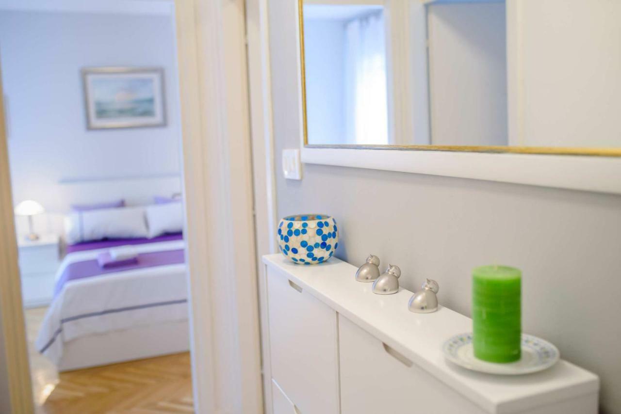 Comfortable And Stylish Apartment สปลิท ภายนอก รูปภาพ